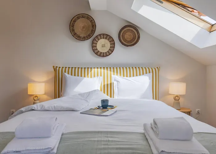 Authentic Living With A View By Lovelystay Daire *