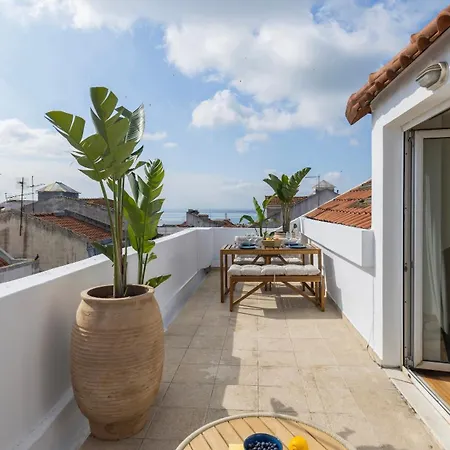 Appartamento Authentic Living With A View By Lovelystay