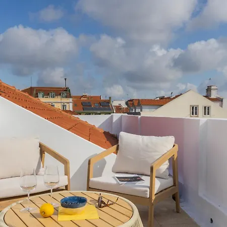 Authentic Living With A View By Lovelystay Appartamento Lisbona