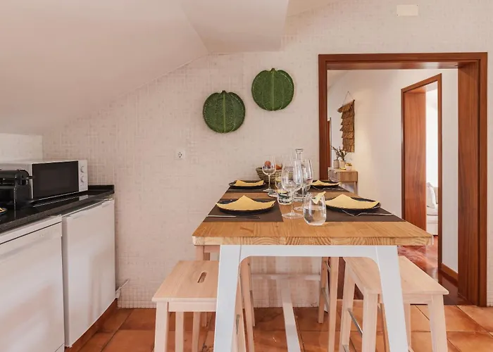 Appartement Authentic Living With A View By Lovelystay *