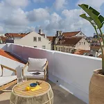 公寓 Authentic Living With A View By Lovelystay