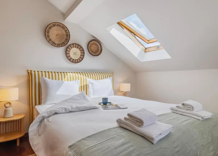 Apartamento Authentic Living With A View By Lovelystay Lisboa