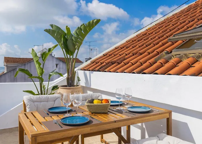 Apartamento Authentic Living With A View By Lovelystay Lisboa