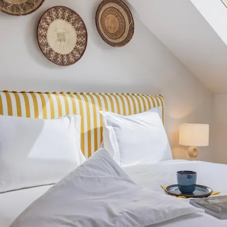 Authentic Living With A View By Lovelystay Lisboa