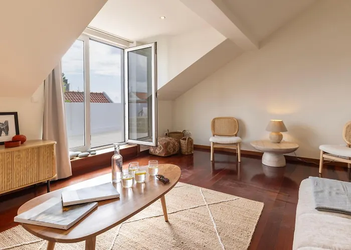 Authentic Living With A View By Lovelystay * Lissabon