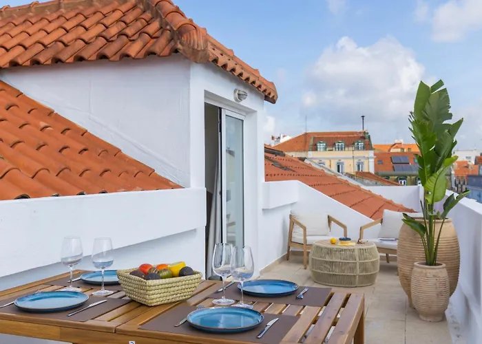 Authentic Living With A View By Lovelystay Lissabon